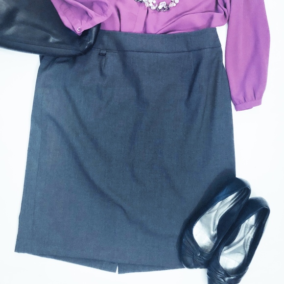 Like NEW Charcoal Gray Calvin Klein Skirt - Picture 1 of 8